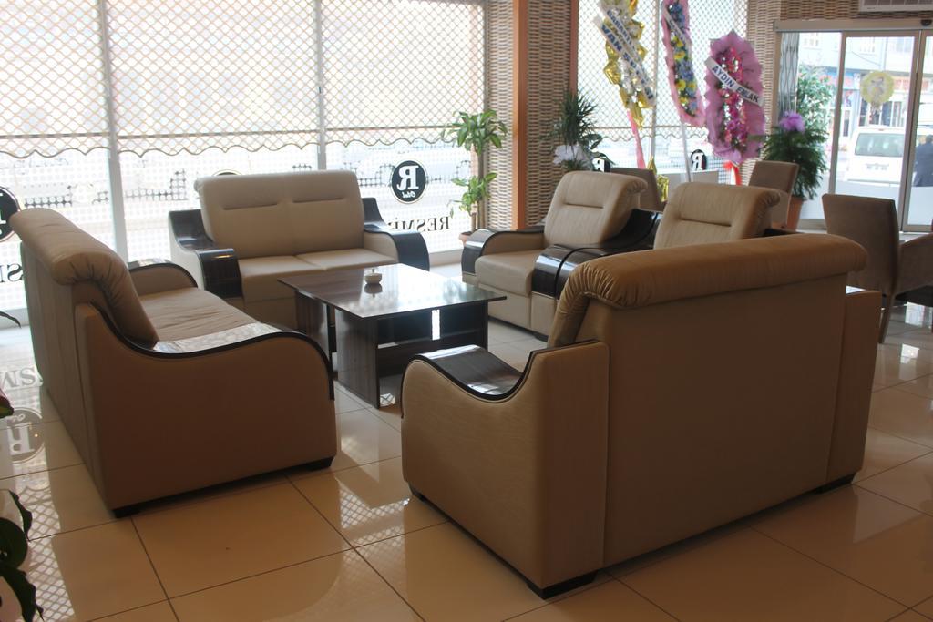 Resmina Hotel 반 객실 사진