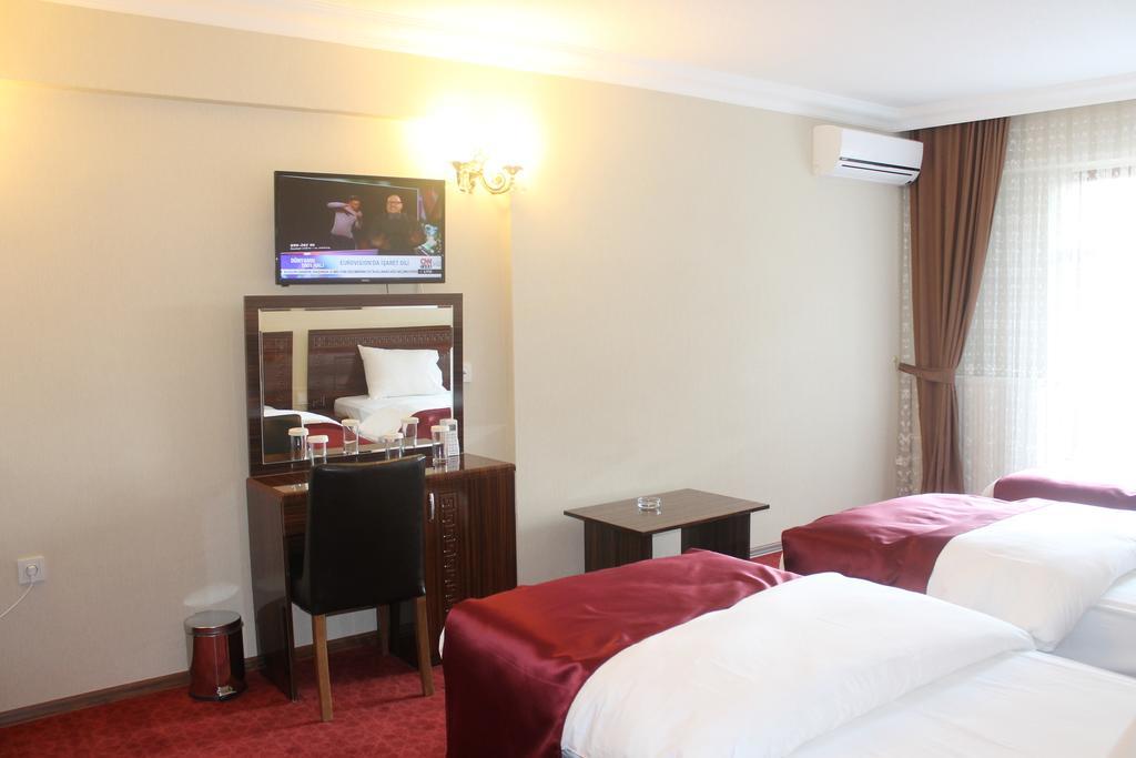 Resmina Hotel 반 외부 사진
